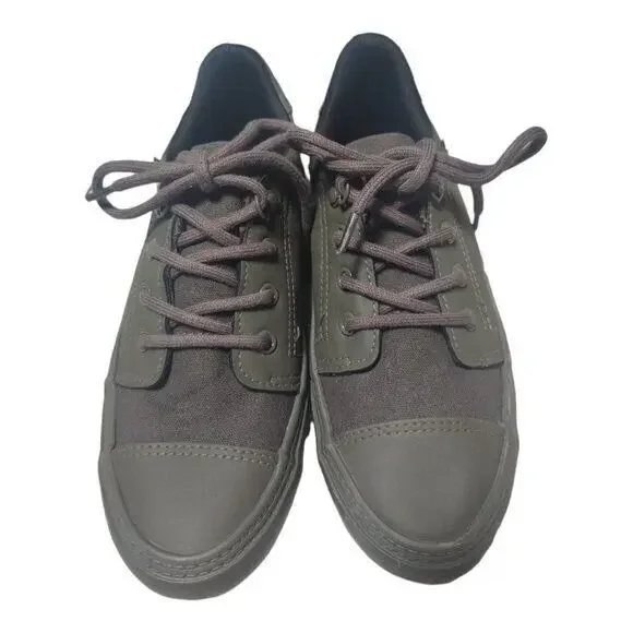 American Eagle Sneakers Youth Size 1 Army Green - Picture 2 of 3